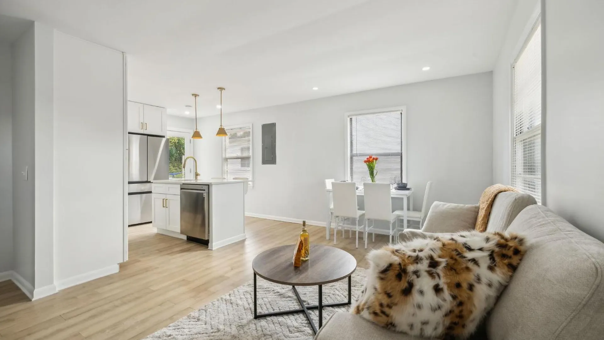 Modern Close To Downtown Nashville 3 Bed Home 30 Or More Days By Skyrun Nashville Holiday home